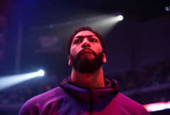 火博体育app:戴维斯是球队支柱之一,他是我们的现在和未来